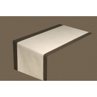 Chemin de table en voie s�che 