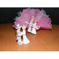 Boite de 12 couples de mari�es fantaisie en r�sine - 4 cm x 2 cm hauteur 6 cm