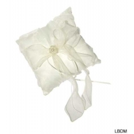 Coussin carre porte alliances
